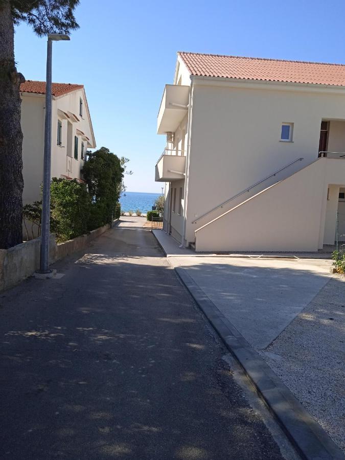Apartments Renco Novaglia Esterno foto